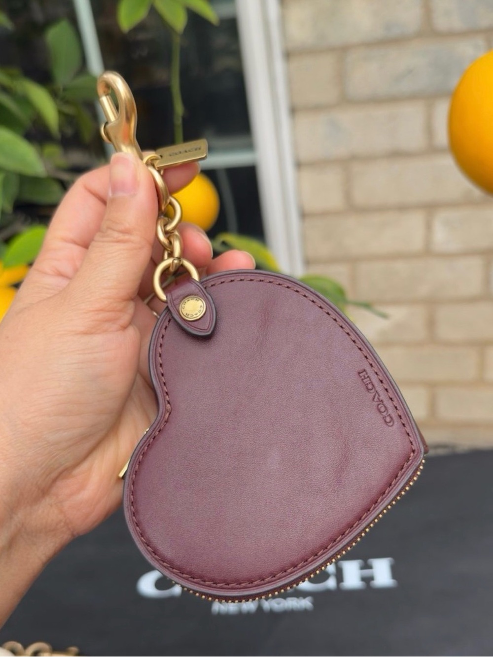 ♥️New Coach Heart Bag Charm in Merlot (Sold Out Online) - Picture 3 of 5